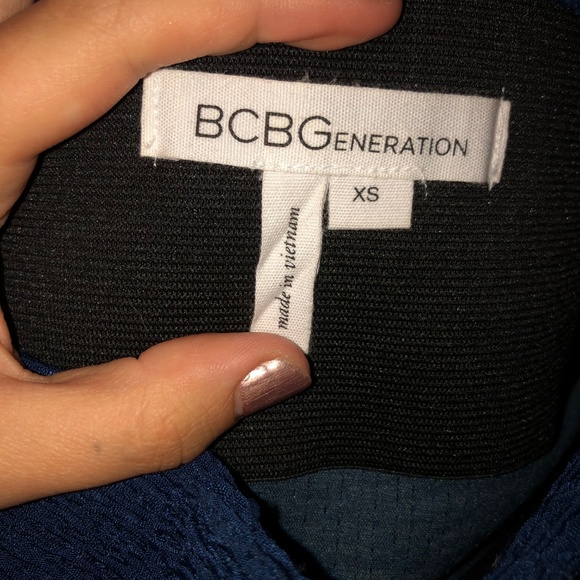 BCBG navy bodycon skirt, great condition - Picture 4 of 5